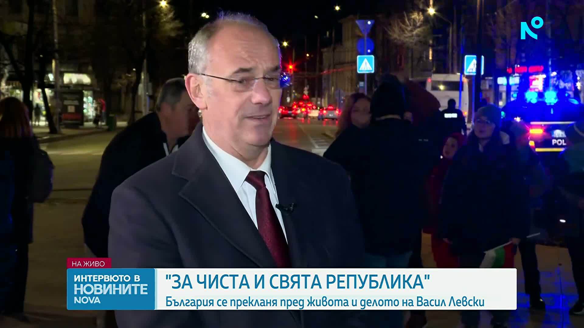 Интервю пред паметника на Васил Левски: Идеите на Левски и съвременна България