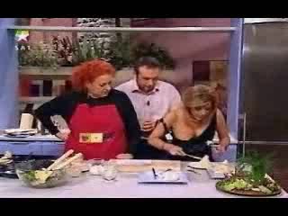 Цицата на жена се показва на ефир! :d 