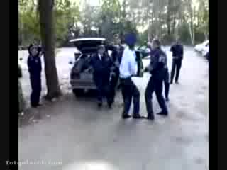 На това се вика полицаи