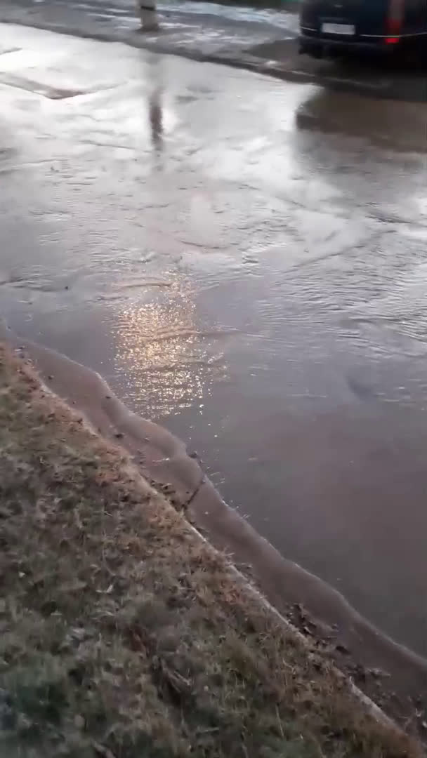 Теч на вода