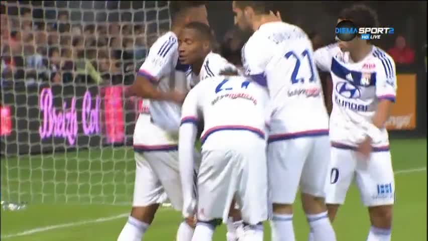 Лион постигна първа победа в Лига 1