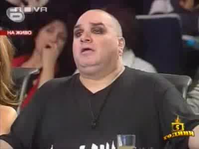 Да Паднеш От Смях..