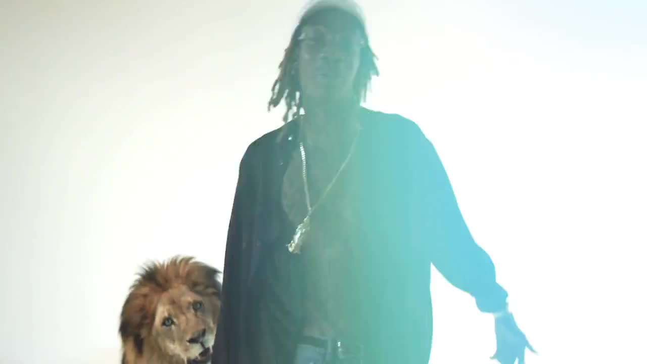 2o15 •» Wiz Khalifa - King of Everything (official Video)   Превод