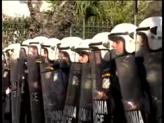 Протестите в Атина продължават