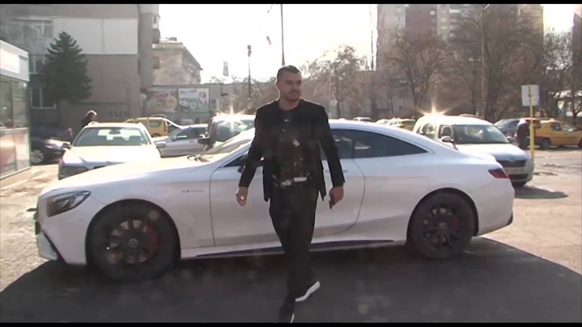 Валери Божинов пристигна на Герена с луксозен автомобил