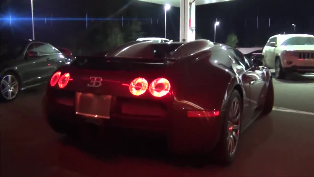 Bugatti срещу Nissan Gt-r (80-330 км) по улиците на града !
