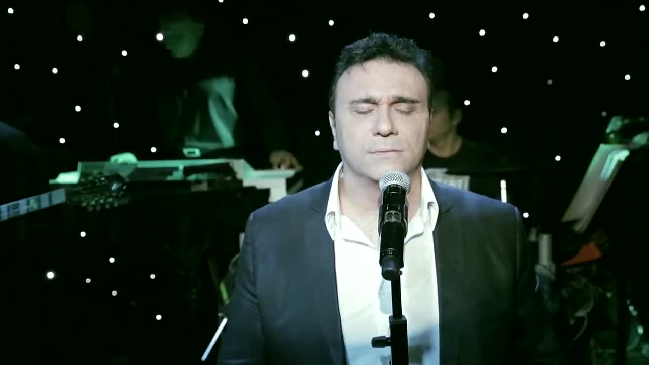 Alekos Zazopoulos - Ana Pasa Stigmi - Превод!