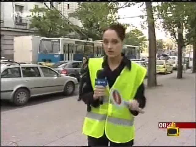 Господари На Ефира - Какво прави във храстите !! Смях !! *HQ*