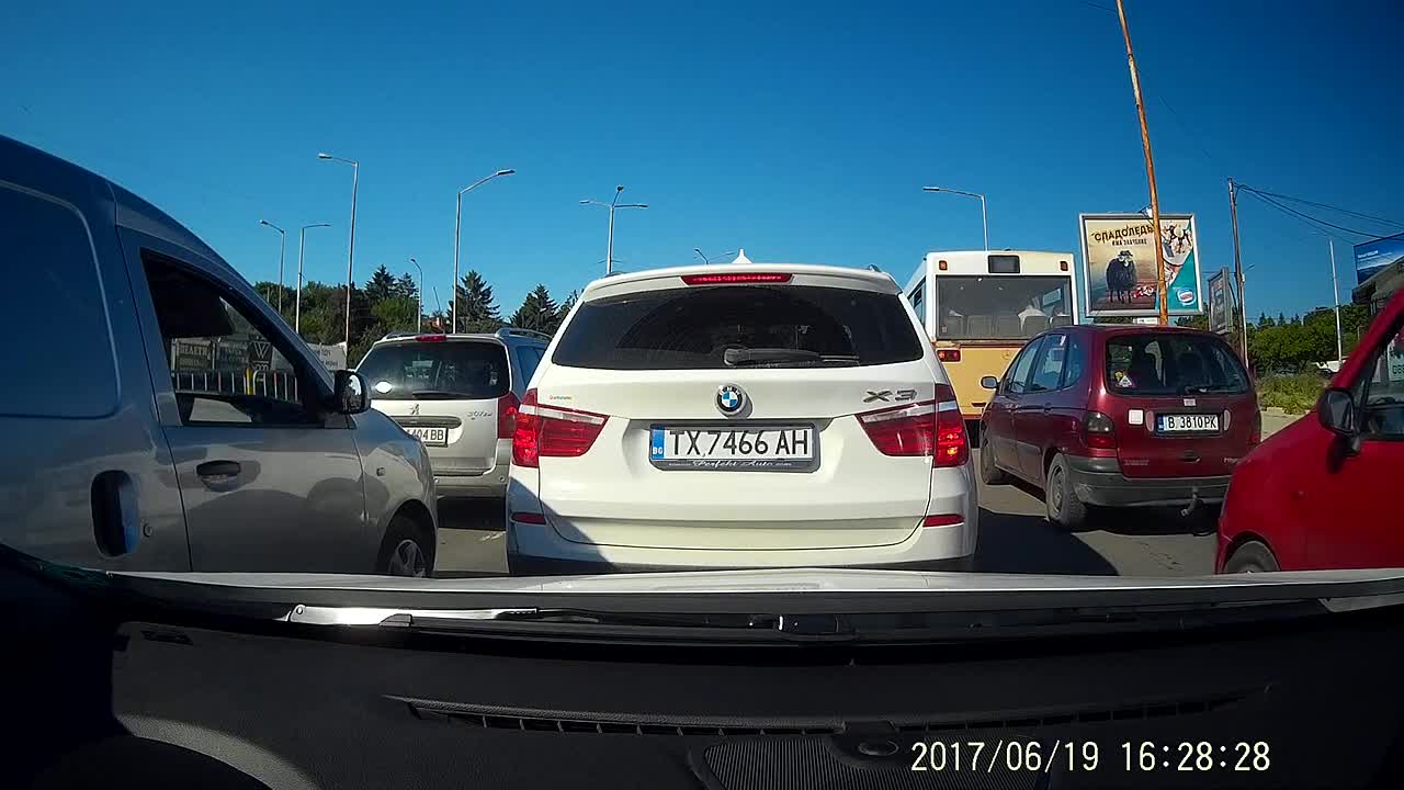 Нагло поведение на шофьор от градския транспорт във Варна