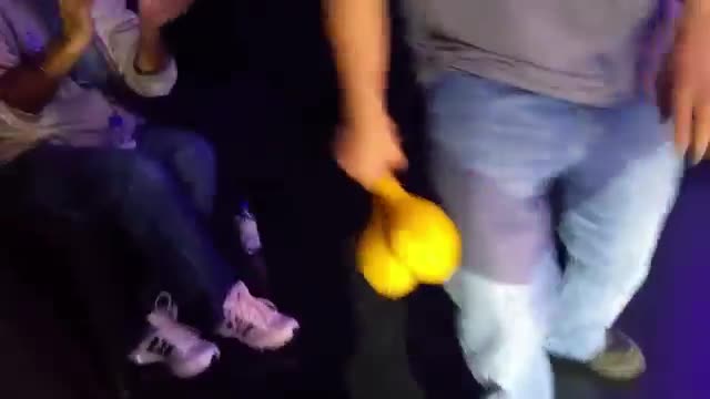 Стивън Тайлър извика на сцената свой фен със синдром на Даун (ВИДЕО)