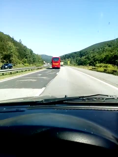 Опасни автобуси