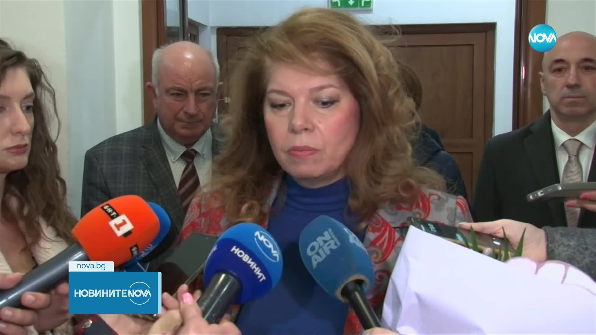 Илияна Йотова счита за „малко странно”, че вотът на недоверие е за външната политика на кабинета
