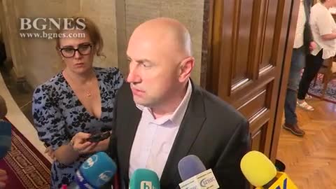 Каримански: Нинова да каже дали биха поканили премиер от ПП и ще обмислим позицията си