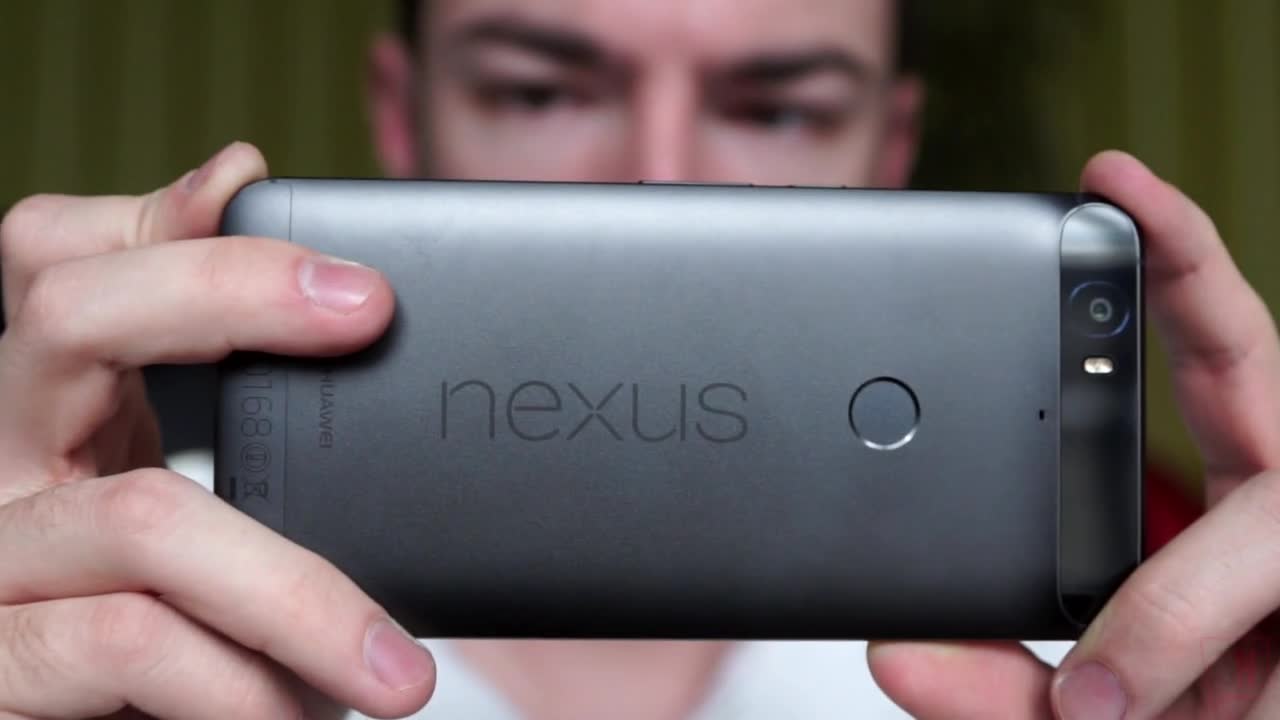 Враг на iPhone е NEXUS 6P