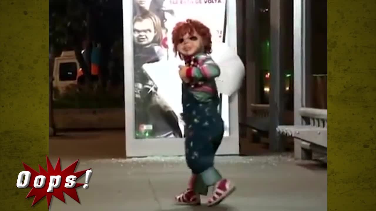 Супер скрита камера! Куклите оживяха!