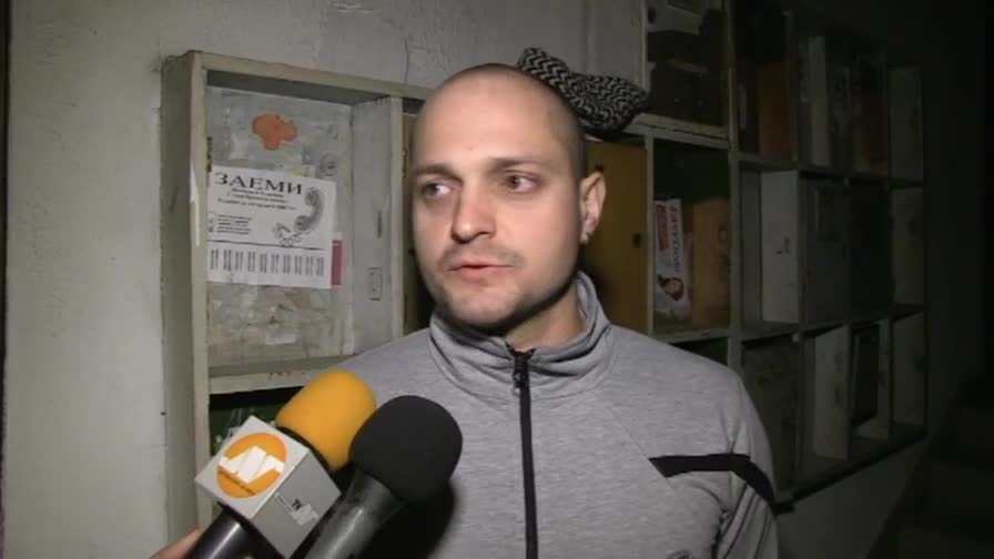 Пожар евакуира цял вход в русенски квартал