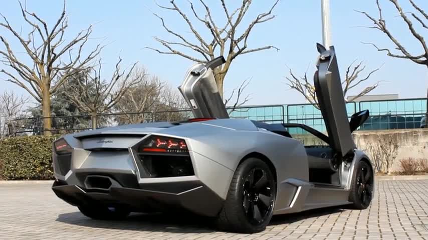 Коя бихте избрали Ferrari Vs. Lamborghini Revs and Sound