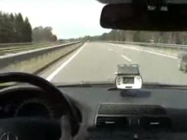 Камен Селянина Кара С До 300км/ч По Магистрала Тракия С Mercedes S600 Bi - Turbo