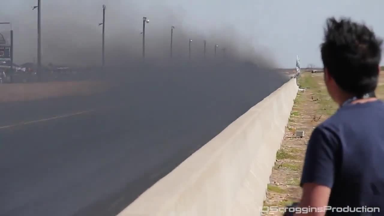 1100hp Дизелов камион срещу Тойота Супра