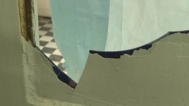 Нападнаха центъра за спешна помощ във Ветово