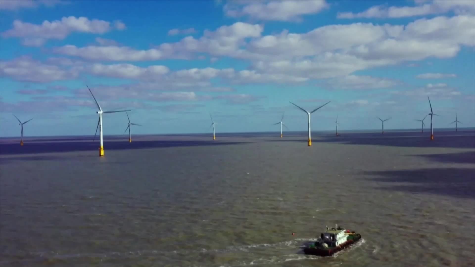 Първата в света плаваща вятърна турбина беше пусната в Китай (ВИДЕО)