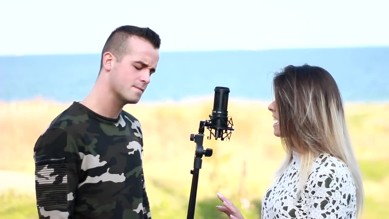 DARA - Nedei - MASHUP cover/ Shawn Mendes - There's Nothing Holdin' Me Back