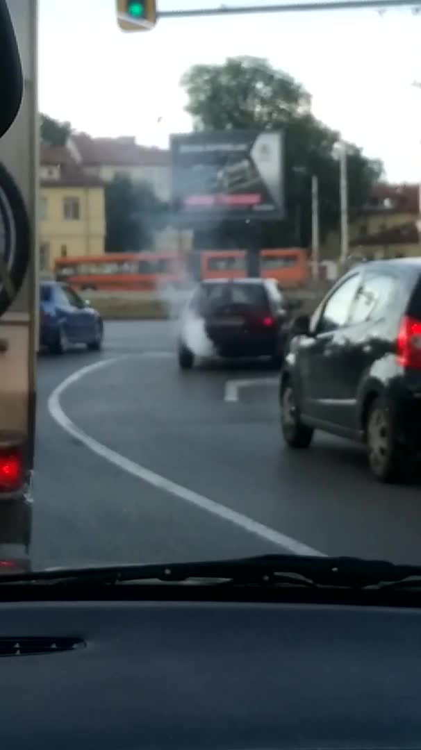 "Еко" автомобил