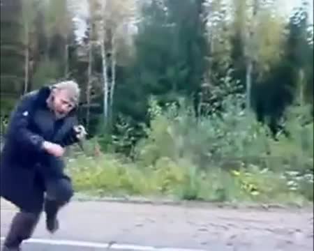 Смях ... Танцът На Куката Руски стил !!!