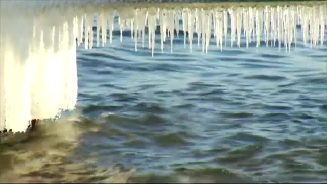 Коледно плуване в ледените води на Байкал