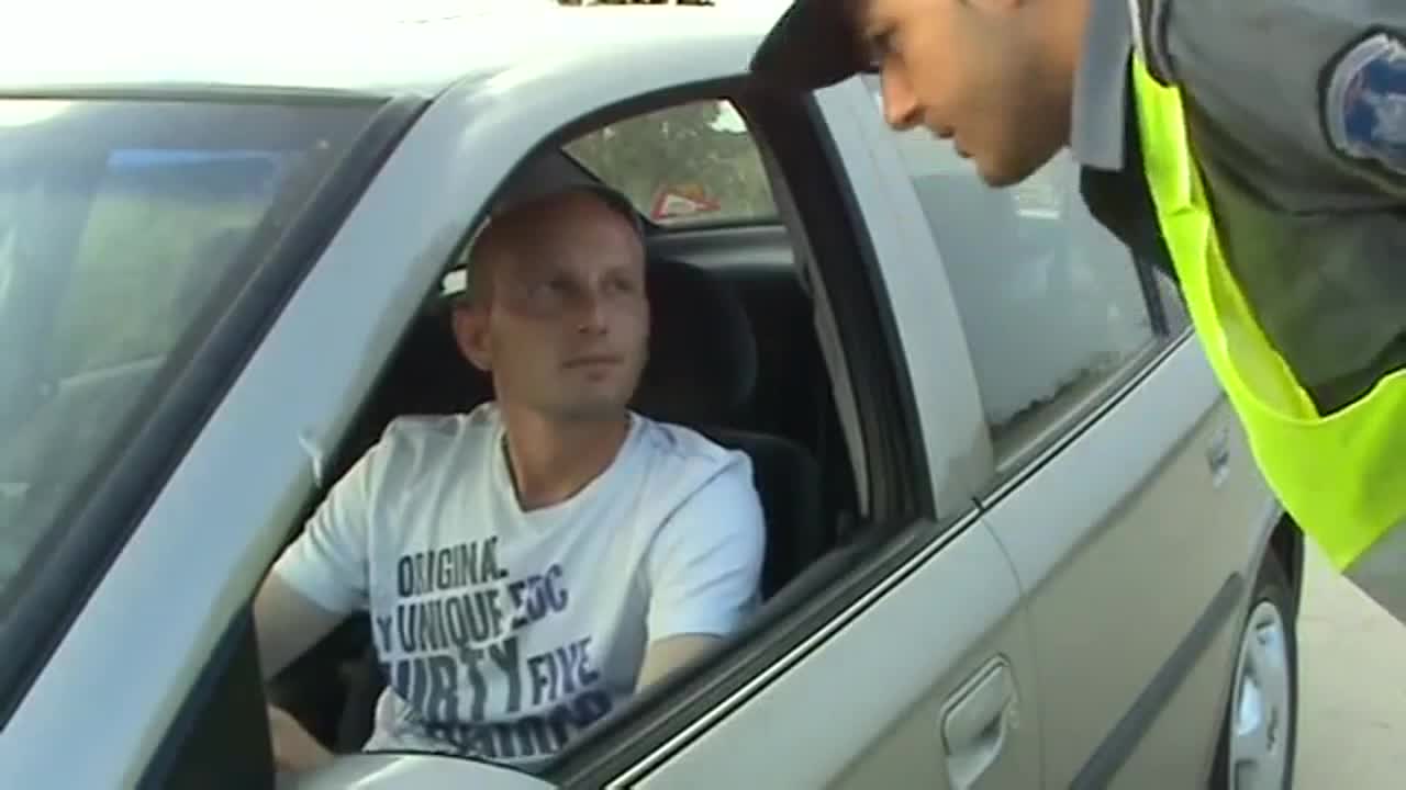 Джиджи Биджи - Полицая с гатанките