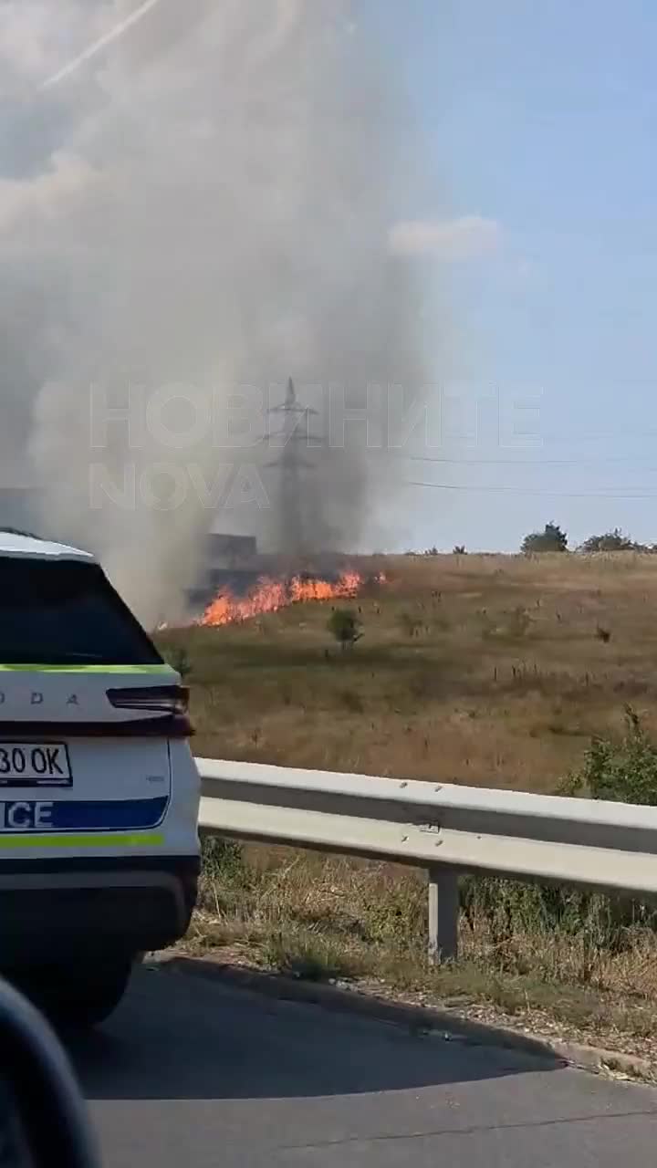 Пожар на АМ „Тракия” затруднява движението към София