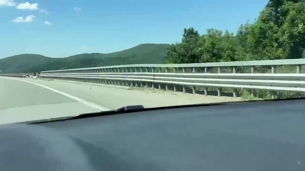Мантинели на АМ "Хемус"