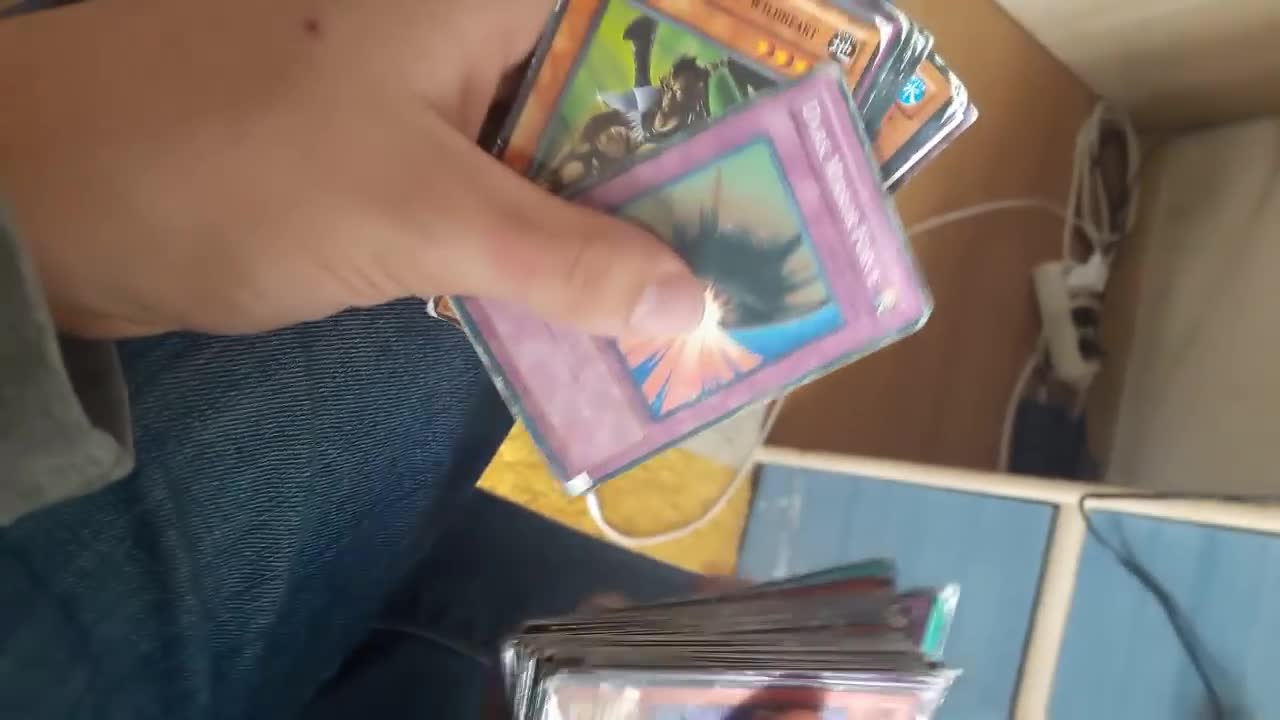 Yu-Gi-Oh Колекция,Сандвичи,Разходка - Влог #4