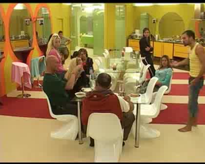 Big Brother 4 - Умберто изразява недоволство