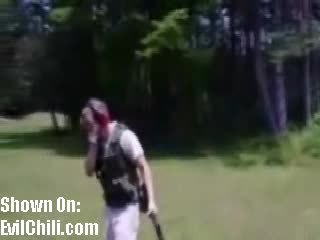 Как НЕ се стреля с пушка!