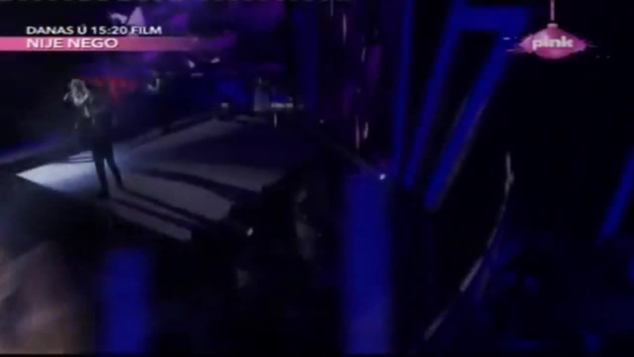 >Прекраснаааааа !!! Lepa Brena 2014 - Zaljubljeni veruju u sve - Grand parada - Prevod