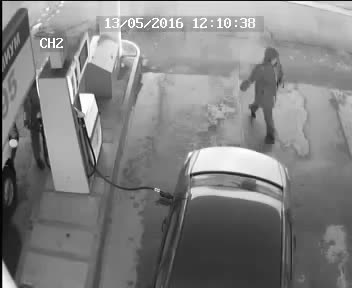 Този едва не уби човека на бензиностанция!