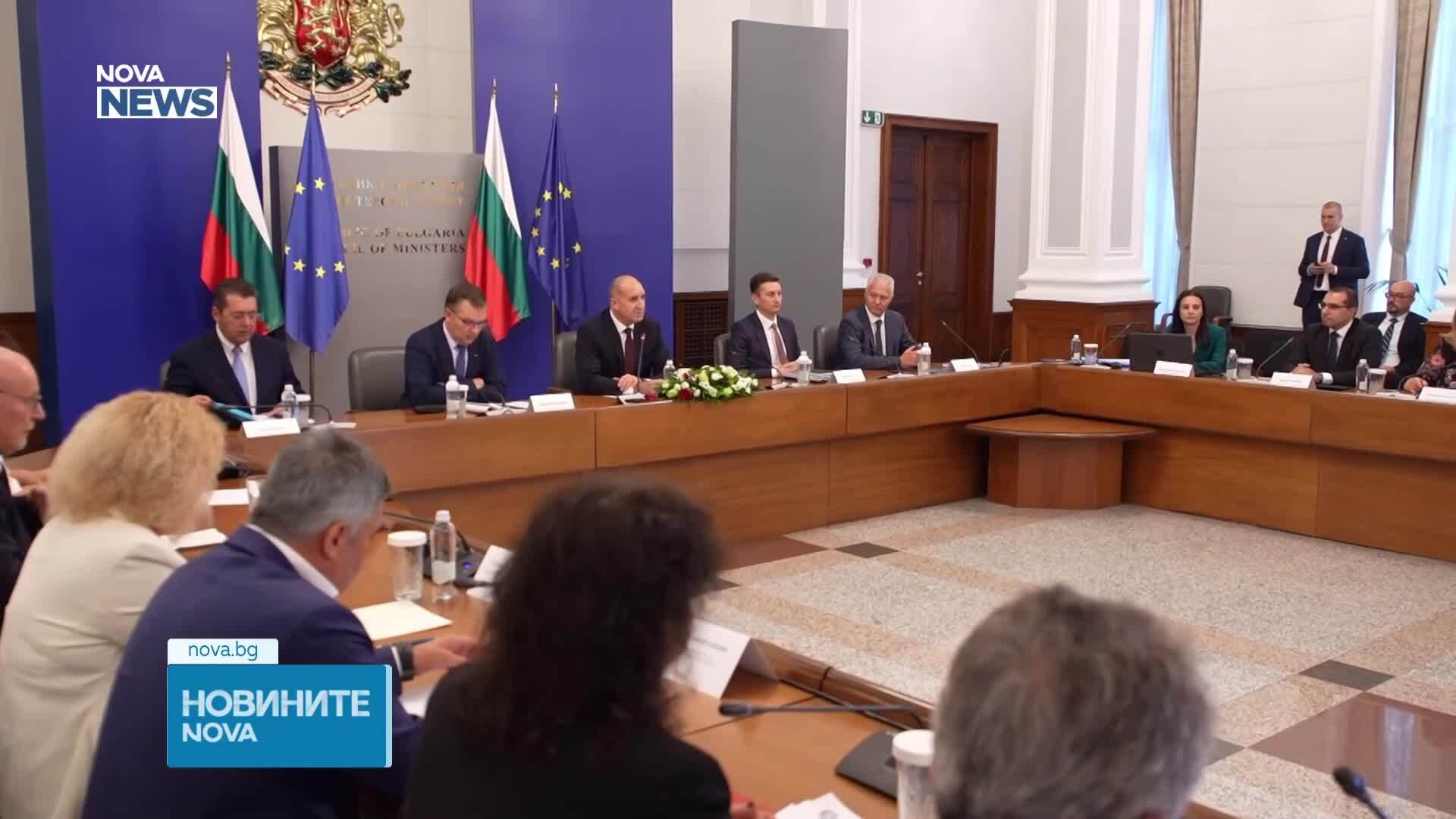 Премиерът: Действията ни срещу прането на пари и корупцията са силен гарант за излизане на България от „сивия списък“