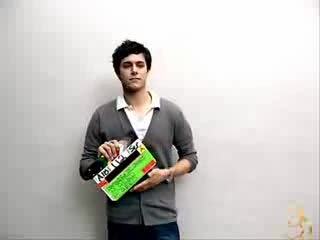 ЗЗабавна фотосесия на Adam Brody & Mischa Barton(Мариса и Сет от The O.C.)