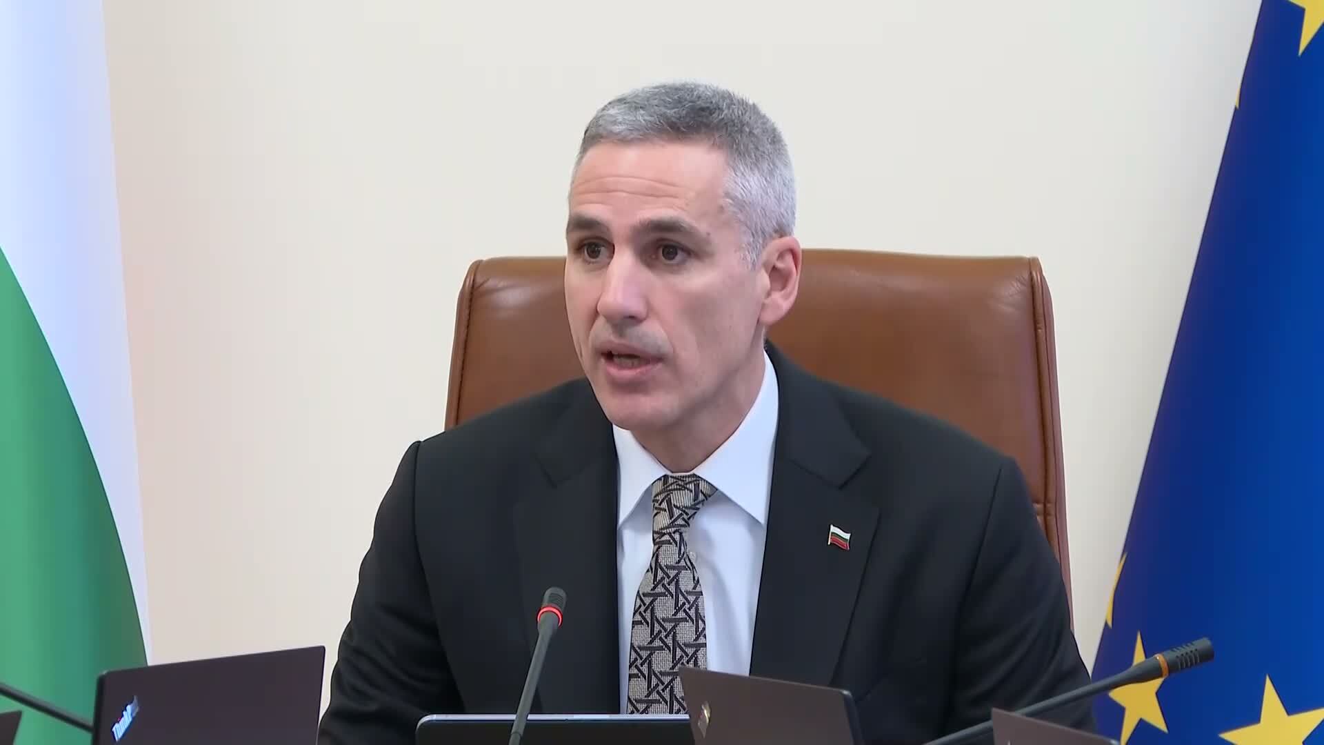 Андрей Гюров: Служебното правителство в последните дни устоява на атаки, съвпаднали с арестите за купен вот