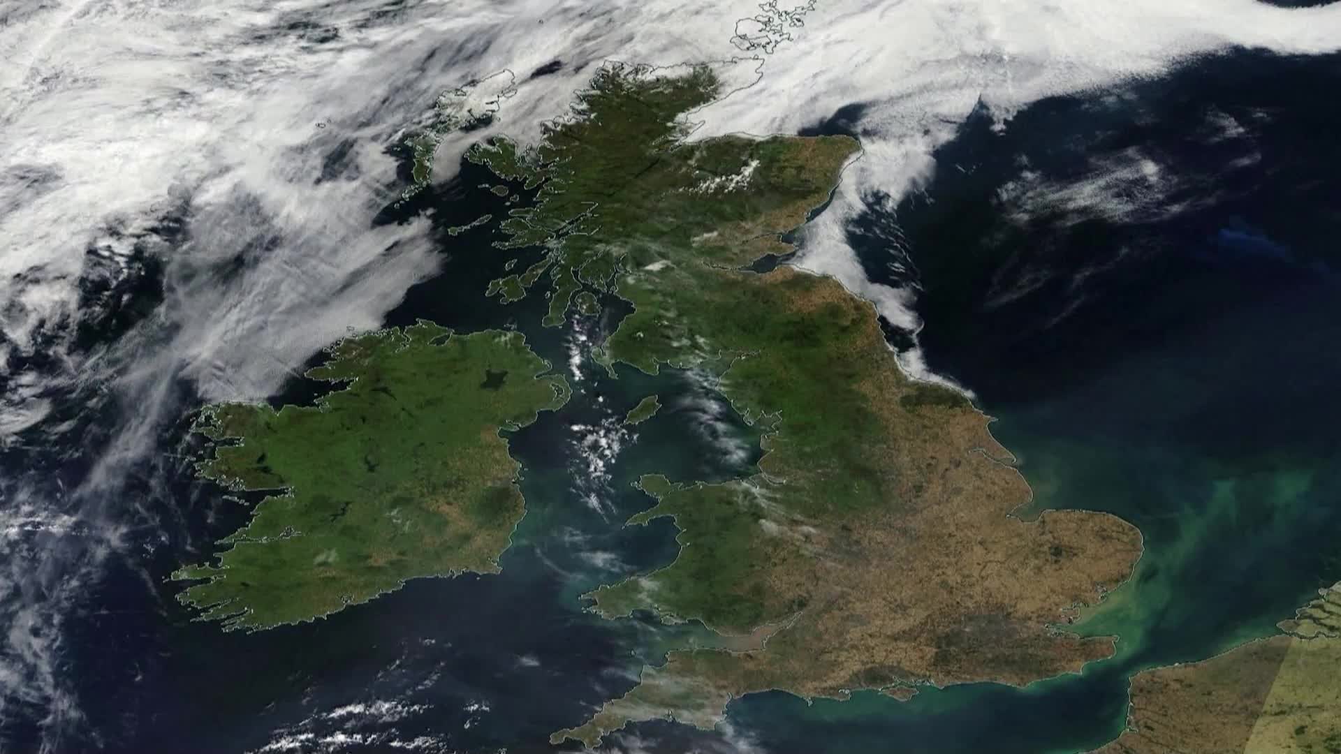 Сушата във Великобритания - видима и от Космоса (ВИДЕО)