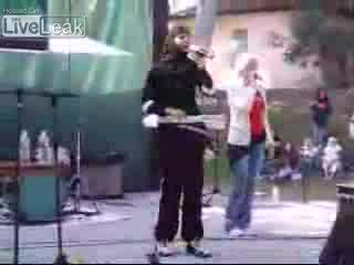 Мюсюлманско Момиче - Raping Snoop Dog