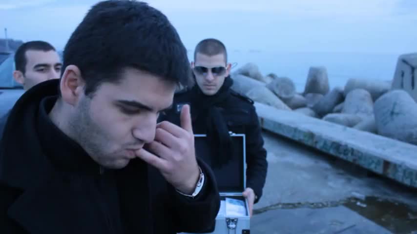 Не очаквахте такъв край, а? Мутрите 2 - Великата размяна :d:d:d