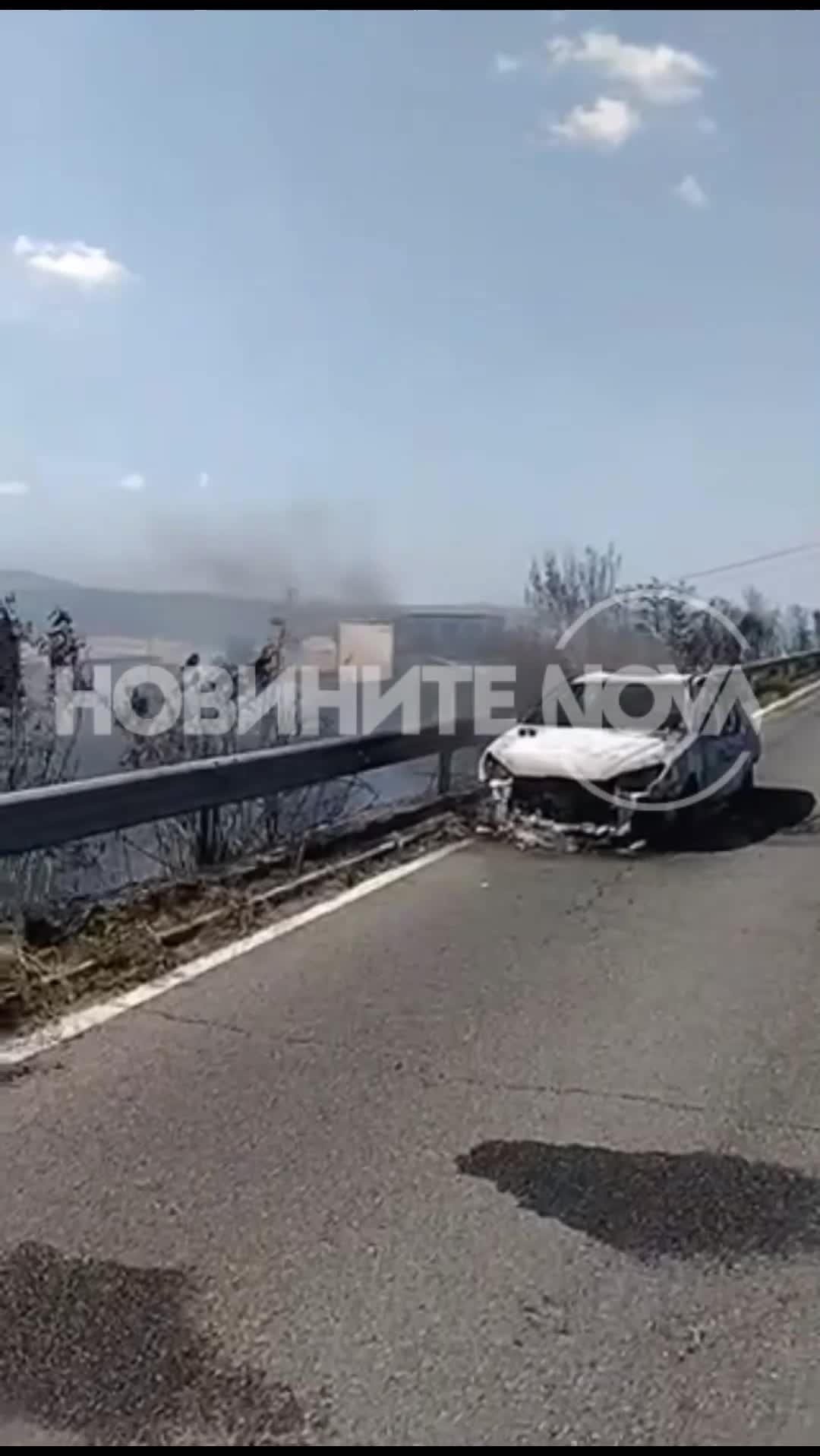 Кола се запали на пътя Созопол - Аркутино