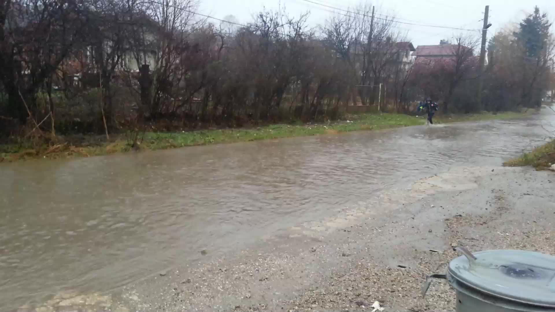 "Моята новина": Чистото корито на Владайска река в София