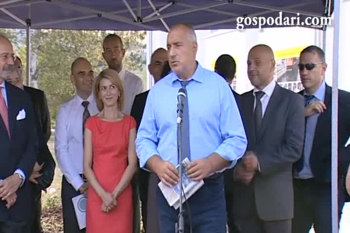 Бойко Борисов оглежда кметицата на Габрово - Господари на ефира