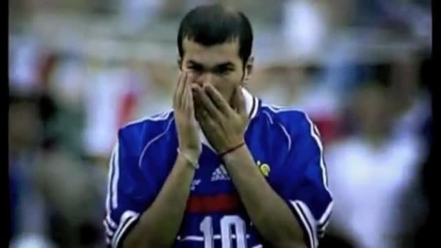 Един футболист който не трябва да се забравя!! - част 1