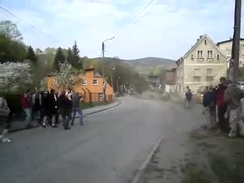 Този се е побъркал напълно..