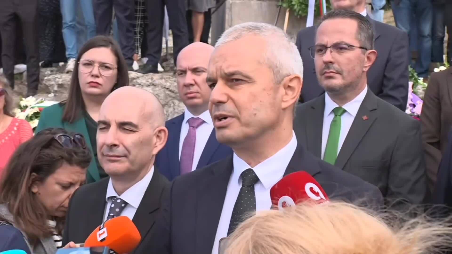 Костадин Костадинов и Петър Волгин са е кандидатпрезидентската двойка на „Възраждане“