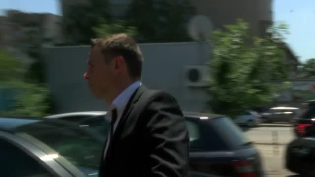 Очаква се Батков да преотстъпи акциите си в "Левски"